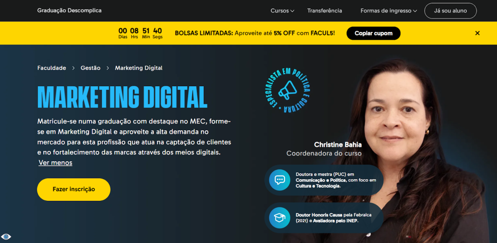 A imagem mostra uma captura de tela da página do curso de marketing digital (graduação) do site Descomplica


